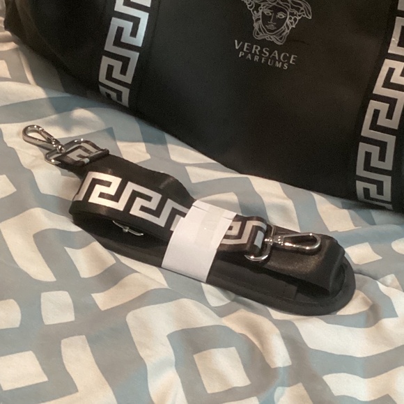 VERSACE PARFUMS Duffel/Weekender Bag - Picture 4 of 7